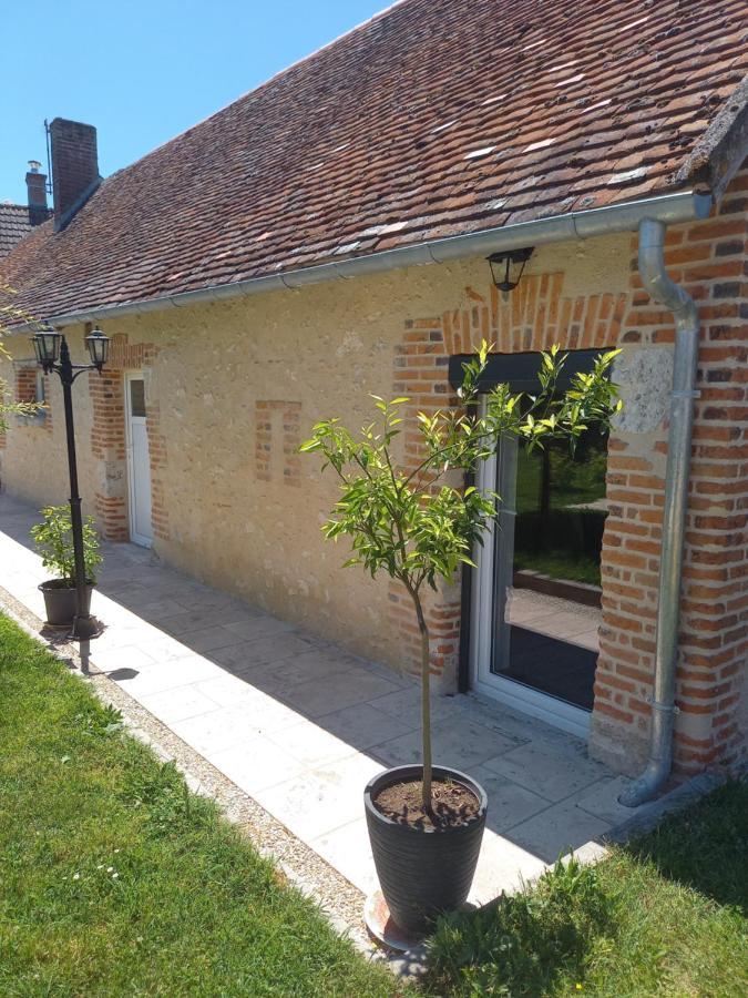 Logement Independant Tour-en-Sologne 外观 照片